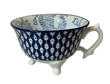 Joyye Handcrafted Blue Floral