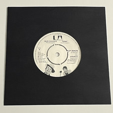 The Stranglers – Walk On