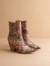 Vintage Floral Jacquard