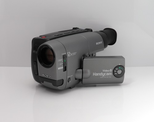 Sony handycam ccd trv11e - sony, ccd-trv11e