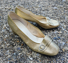 Vintage TRUEFORM 'Aries' Gold