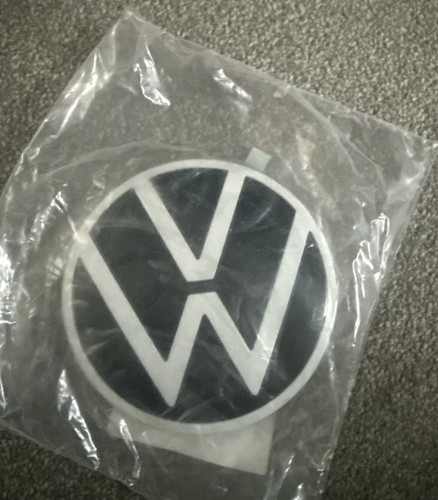 New genuine volkswagen 4 - genuine, vw