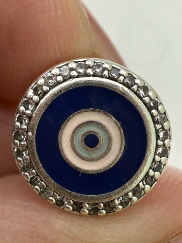 Pandora canada exclusive - pandora,