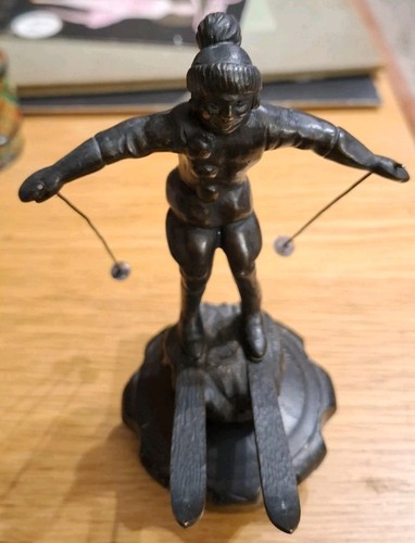 Fine vintage bronze lady - bronze,