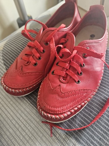 Pavers soft red leather lace - pavers,