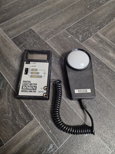 Suberb vintage robin om210 - vintage,