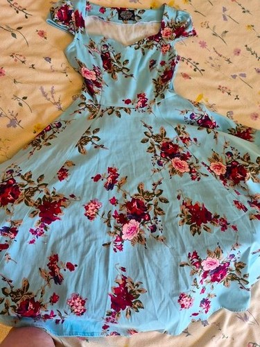 Hearts roses ladies floral - &,