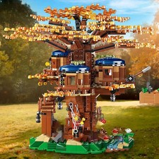 1013Pcs All Seasons Treehouse