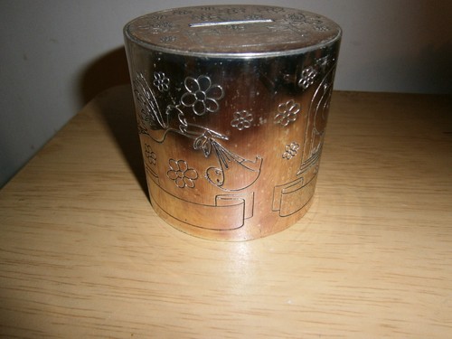 Vintage silver tone money