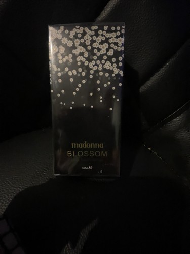 Madonna blossom eau - madonna, de