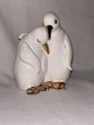 China white and gold - and, penguins