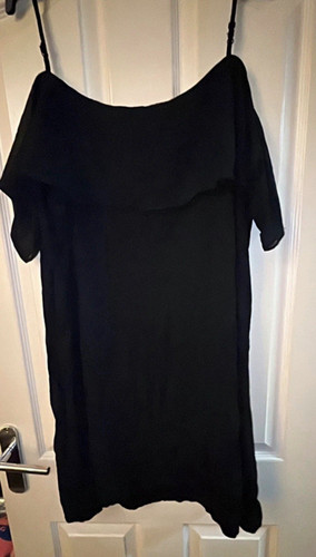 Black cold shoulder dress - black,