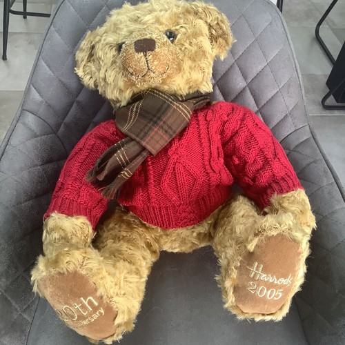 Harrods teddy bear 2005 - harrods,