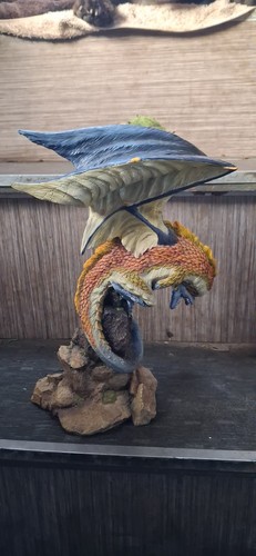 Large mountain dragon - large,