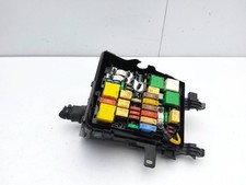 FUSE RELAY BOX 9804848580
