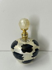 Vintage/Retro Black and White