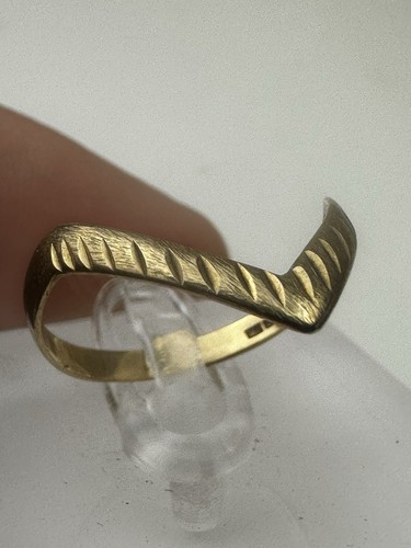 9ct 375 yellow - 9ct,