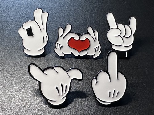 Mickey mouse gloved - 5,