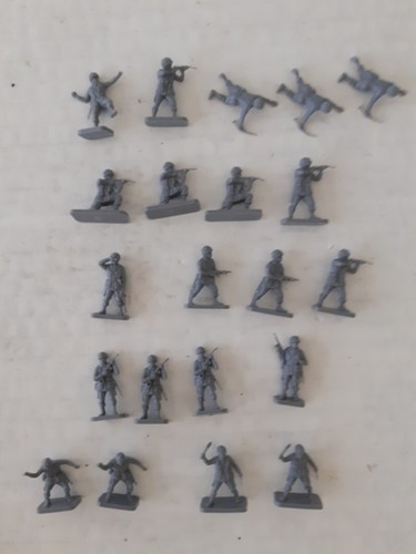 Vintage airfix toy soldiers - vintage,