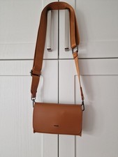 Small Tan Leather Crossbody Bag Chunky Strap Magnetic Closure Lovely Design New