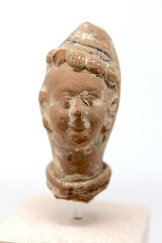 Ancient style terracotta head - style,