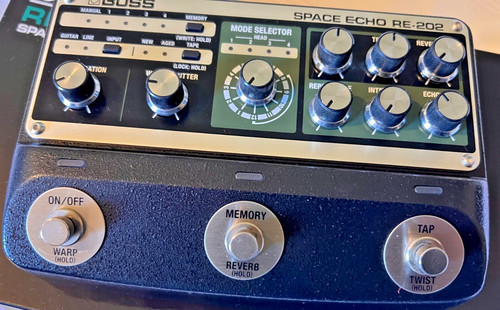 Boss 202 space echo - re-202, delay