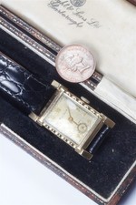 MANS ART DECO WRISTWATCH - 1930's BULOVA GOLD FILLED WITH BOX & LEATHER STRAP 