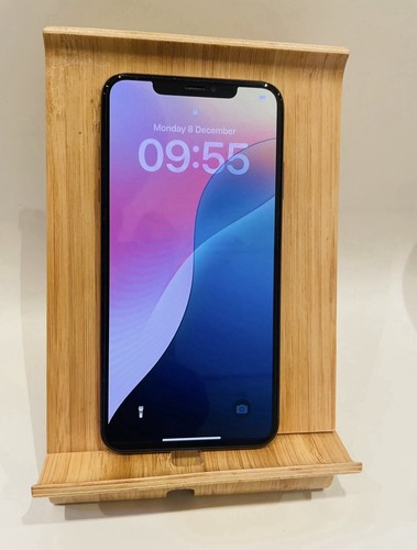 Iphone max unlocked - iphone, xs