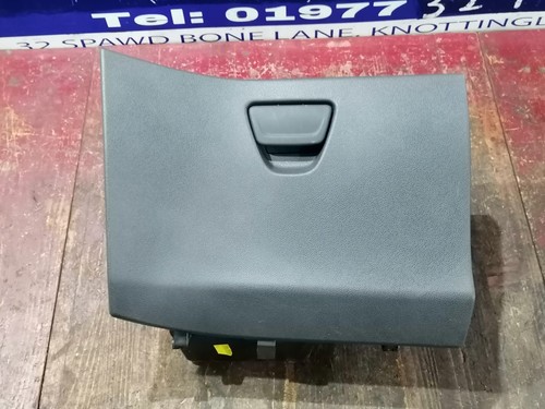 Ford fiesta 2016 glove - fiesta, box