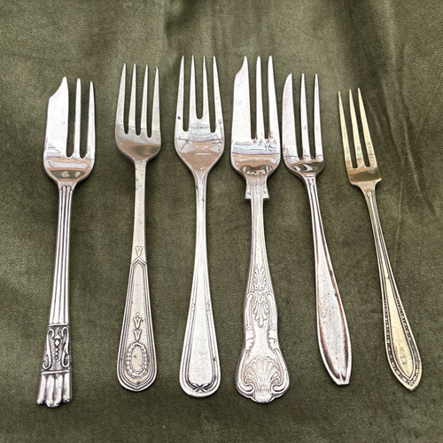 Vintage lot small cutlery - of,