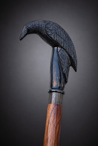 Antique style raven head - antique,