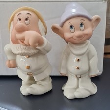 Disney Snow White & The Seven Dwarfs. Salt & Pepper Pots: Sneezy and Dopey