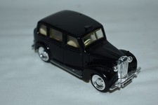Ertl 1:43 FX3 London Taxi