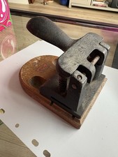 Vintage Veteran Series Hole Punch British Made Quality Office Stationery