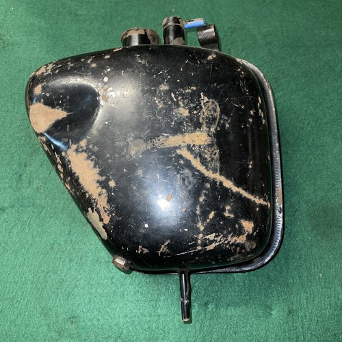 Triumph 500 650 oil tank - 650, 1968