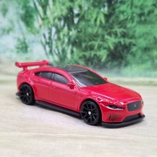 Hot Wheels Jaguar XE SV