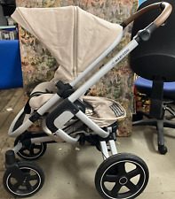 Maxi Cosi Nova 4 Pram Sand Colour, barely used, missing a strap and the bar
