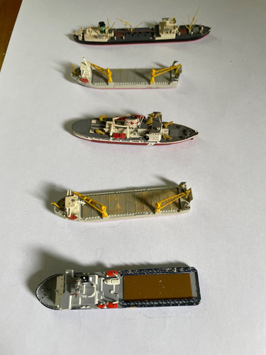 1200 cargo ships - ,