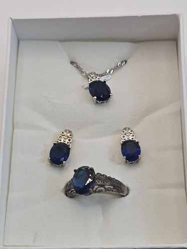 Blue sapphire look jewelry set - blue,