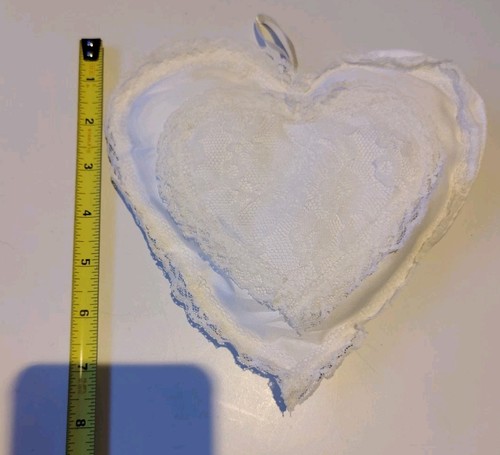 Vintage white lace heart - vintage,