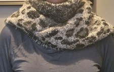 Primark Women's Squared Scarf