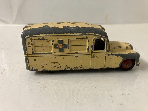 Vintage dinky toys - 253, daimler