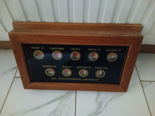 Butlers servants bell - ,