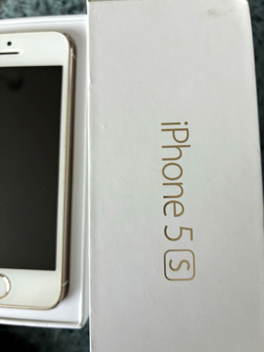 Apple iphone 16gb faulty - iphone,