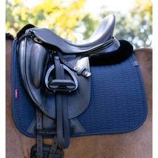 IT05916 LeMieux Essence