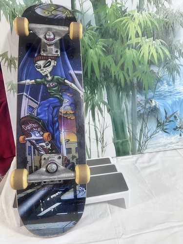 Vintage skateboard scott - by, u