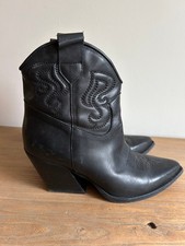 DANIEL Black Leather Cuban