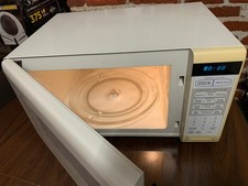 Sharp R-3A66 Microwave Oven