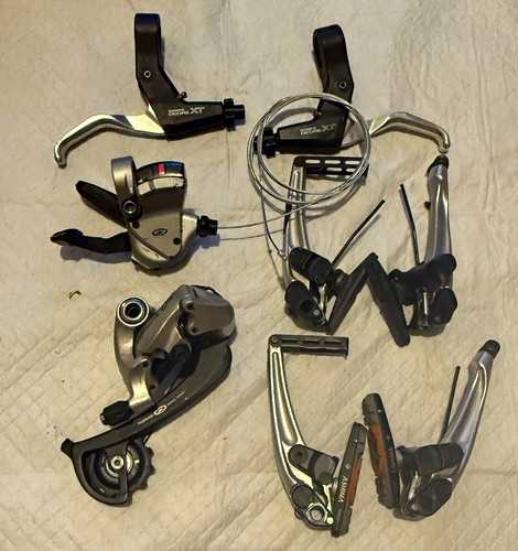 Shimano deore m750 - xt, group