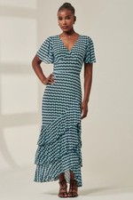 Jolie Moi Geo Print Tiered